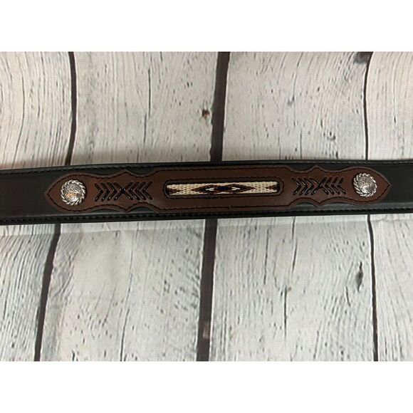 CAVENDER'S black brown embroidered southwestern aztec leather belt size 30 NWOT - Picture 4 of 11